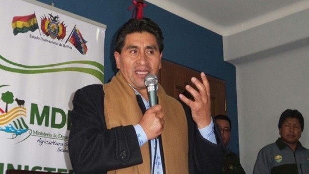 ep el exministro de desarrollo rural y tierras de bolivia cesar cocarico 2015-2019
