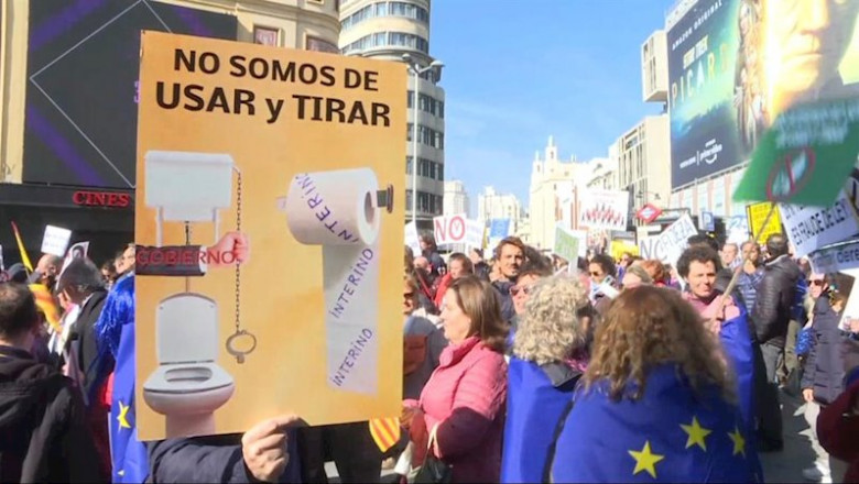 ep empleados publicos temporales de toda espana se manifiestan en madrid para pedir estabilidad