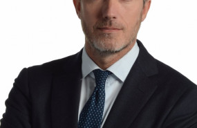 ep francesco tanzi nuevo director financiero cfo del grupo iveco
