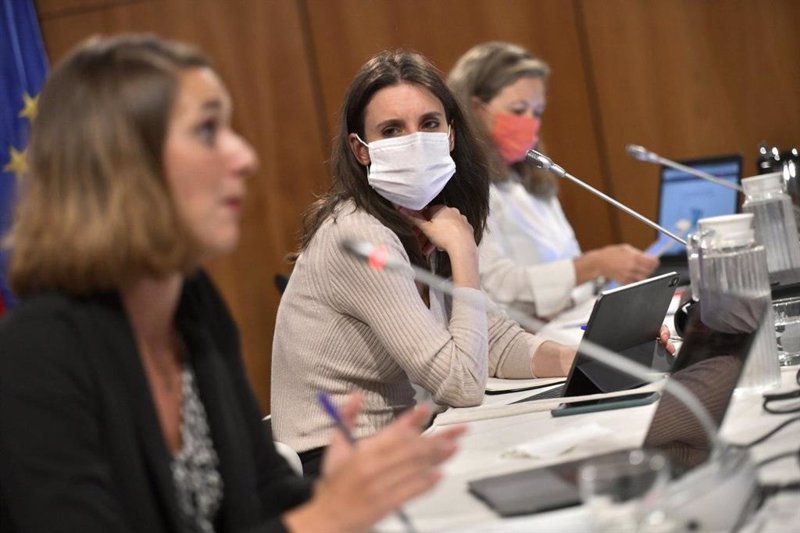 Irene Montero propone una reforma del aborto que derogue el consentimiento paterno a menores