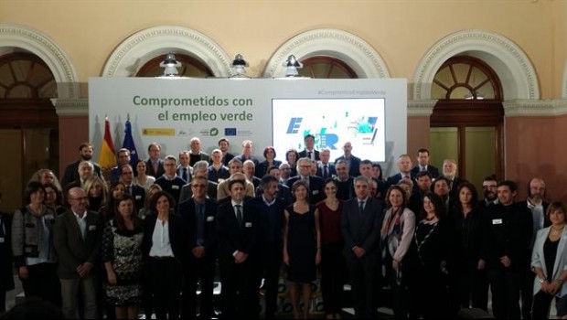 ep isabel garcia tejerina participala firmacompromisoempleaverde