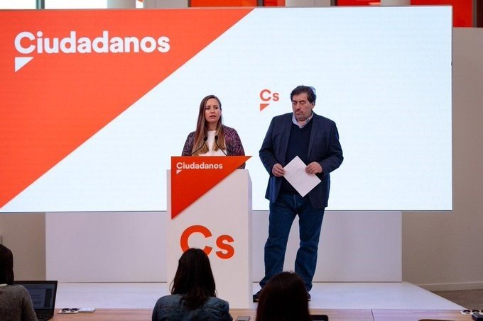 La portavoz de la Gestora de Ciudadanos, Melisa Rodríguez, y el presidente de este órgano, Manuel García Bofill | CIUDADANOS ep la portavoz de la gestora de ciudadanos melisa rodriguez y el presidente de este organo manuel