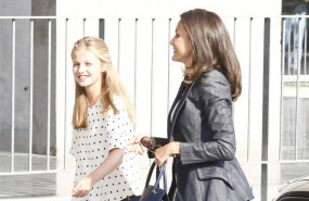 ep la princesa leonor y la reina letizia visitan a don juan carlos