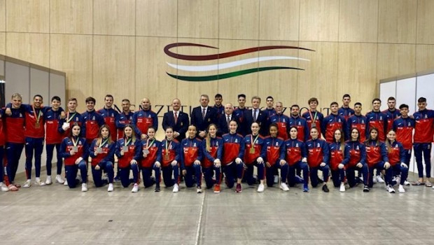 ep la seleccion espanola de karate en categorias junior cadete y sub-21