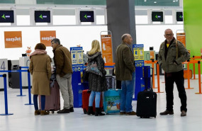 ep llegadalos primeros vuelos comercialesaeropuerto internacionalla regionmurcia