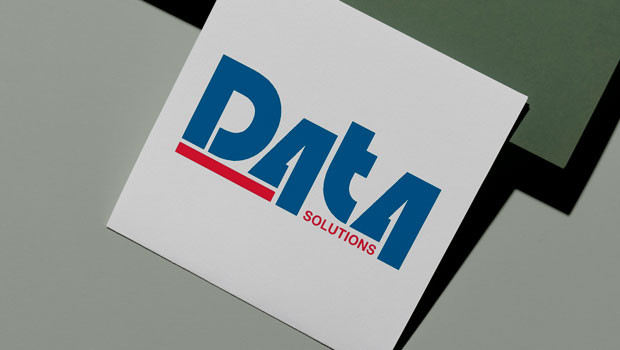 dl d4t4 solutions aim data technology analysis logo