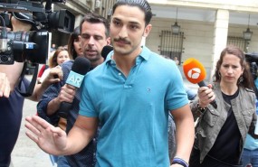 ep antonio jesus cabezuelo unolos miembrosla manada en sevilla