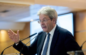 ep archivo   el comisario europeo de economia paolo gentiloni