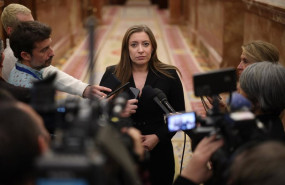 ep archivo   la portavoz del pp en el congreso ester munoz atiende a los medios a su salida de una