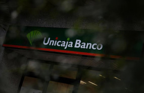 ep archivo   vista del logo de unicaja banco tras anunciar un beneficio de 285 millones hasta