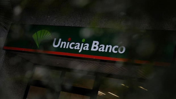 ep archivo   vista del logo de unicaja banco tras anunciar un beneficio de 285 millones hasta