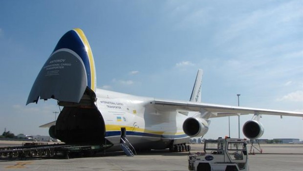 ep avioncarga antonovaeropuertosevilla