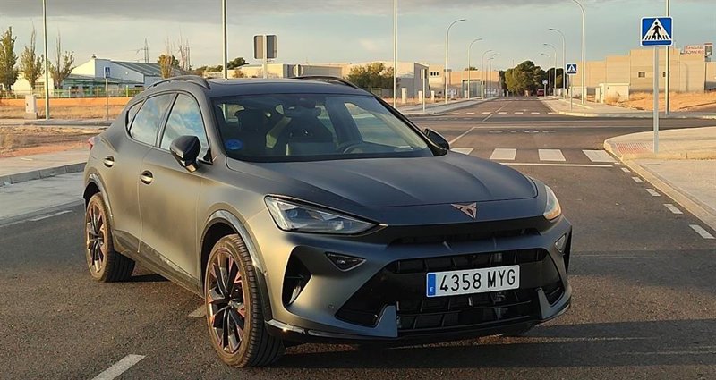 ep cupra formentor e hybrid tecnologia hibrida enchufable y 204 cv de potencia desde 42280 euros