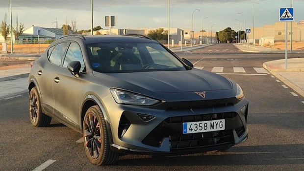 ep cupra formentor e hybrid tecnologia hibrida enchufable y 204 cv de potencia desde 42280 euros