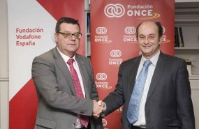 ep directorla fundacion vodafone espana santiago moreno y director general de