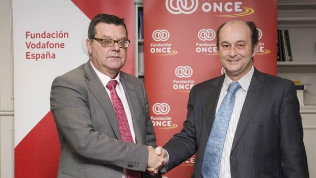 ep directorla fundacion vodafone espana santiago moreno y director general de