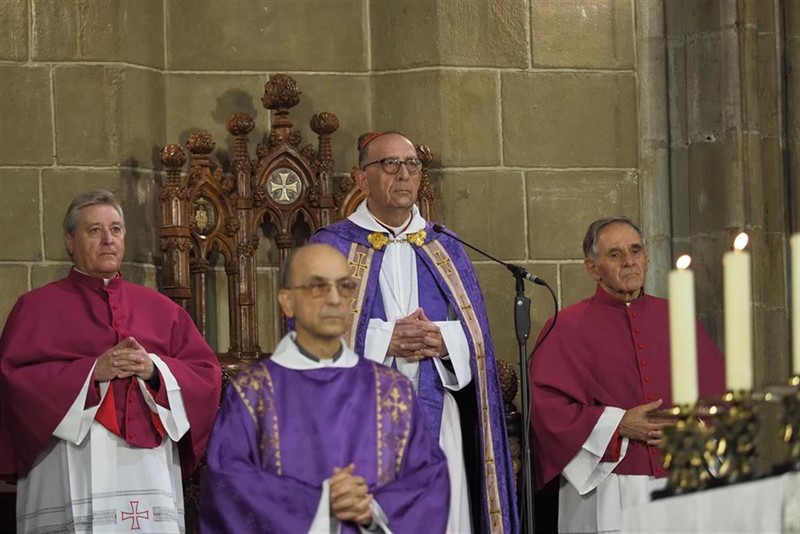 ep el cardenal arzobispo de barcelona juan jose omella