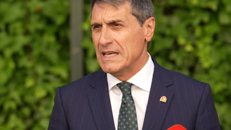 ep el delegado del gobierno en andalucia pedro fernandez atiende a los medios en los actos con ep el delegado del gobierno en andalucia pedro fernandez atiende a los medios en los actos con