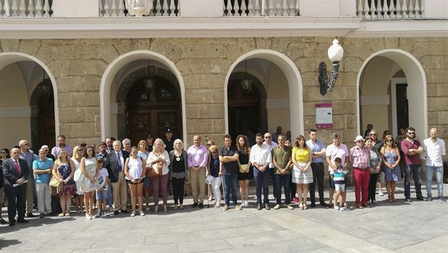 Homenaje a Miguel Ángel Blanco en el Ayuntamiento de Cádiz | EUROPA PRESS/AYUNTAMIENTO ep homenajemiguel angel blancoayuntamientocadiz