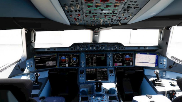 ep interior de la cabina del nuevo avion a350 de la aerolinea iberia