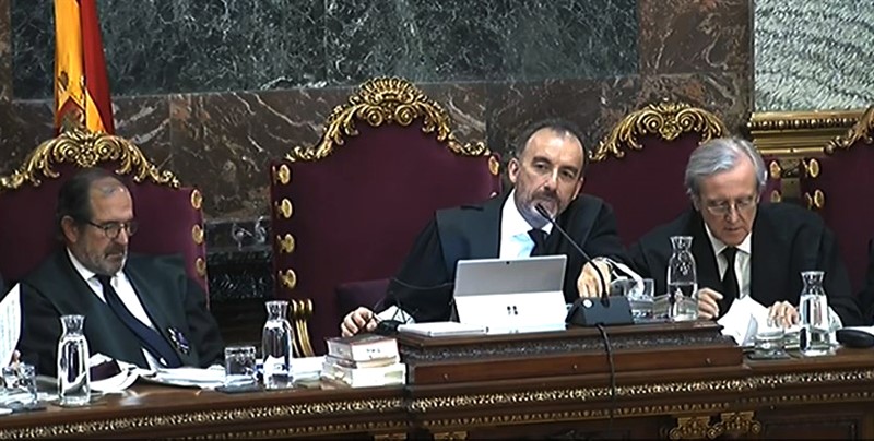 https://img5.s3wfg.com/web/img/images_uploaded/9/8/ep_jornada_48juicioprocestribunal_supremo.jpg