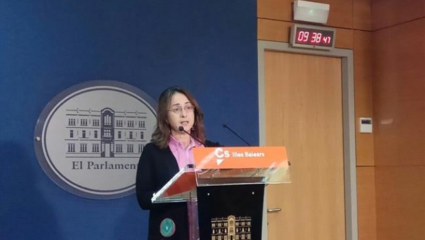 ep la diputadacs olga ballester abril 2018