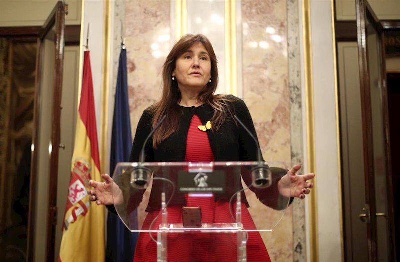 ep la portavoz parlamentaria de junst per catalunya jxcat laura borrs en rueda de prensa