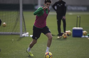 ep marc bartra entrenandobetis