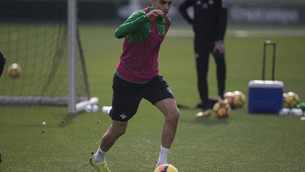ep marc bartra entrenandobetis