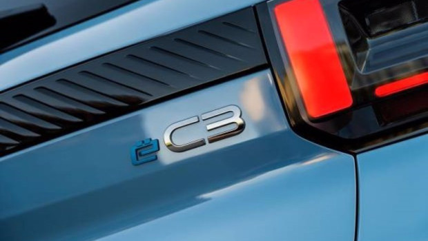 ep motor  citron lanza su primer electrico asequible el  c3 desde 23800 euros y 320 km de autonomia