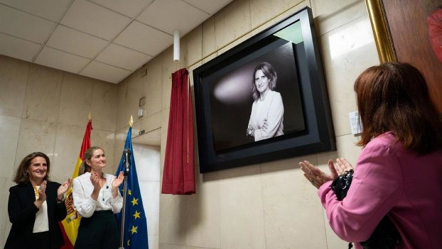 ep presentacion del retrato oficial de teresa ribera