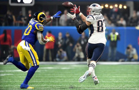 ep rob gronkowski realiza una recepcion durante la super bowl 2019 ante los angeles rams