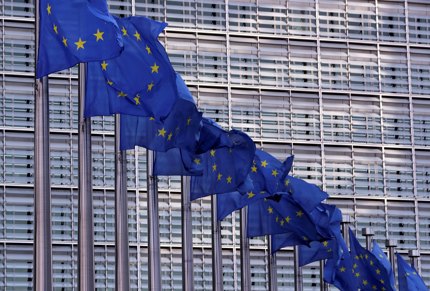 La UE propone prohibir las transacciones anónimas de criptomonedas con efecto en 2024