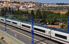 ave, tren