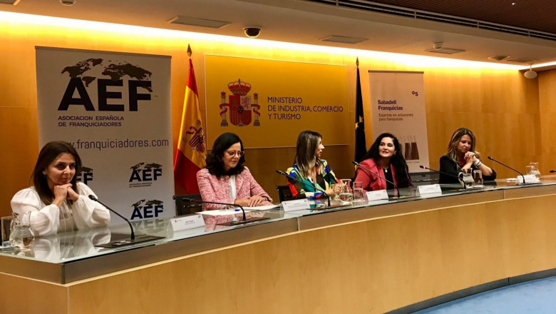 1635351280 aef 20211028213822 