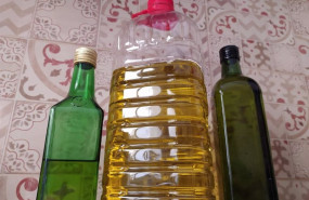ep aceite de oliva envasado en garrafa de platico y botellas de vidrio