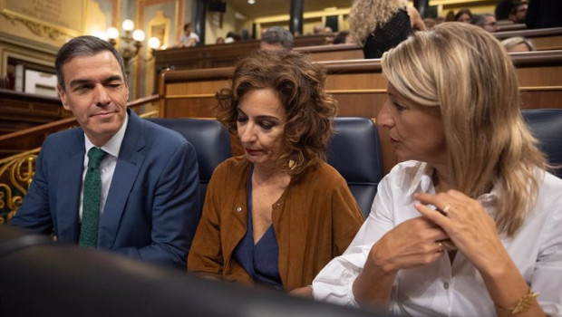 ep archivo   i d el presidente del gobierno pedro sanchez y la vicepresidenta primera y ministra de