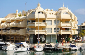 ep archivo   imagen de la marina de benalmadena