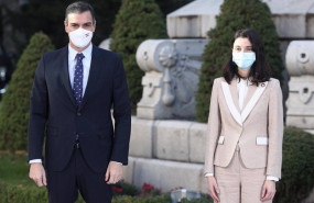 ep archivo   la presidenta del senado pilar llop y el presidente del gobierno pedro sanchez posan en