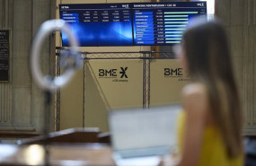 ep archivo   paneles del ibex 35 en el palacio de la bolsa de madrid a 11 de julio de 2024 en madrid