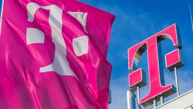 ep archivo   uso convoca a 2700 trabajadores de t systems a un paro contra el bloqueo en la