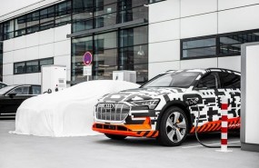 ep audi e-tron cargando
