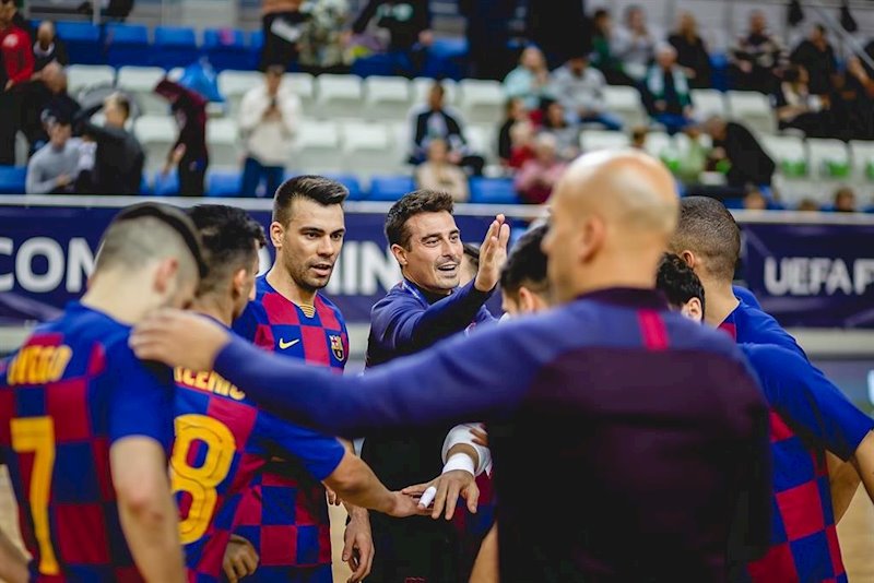 ep el bara celebra una victoria en la champions league