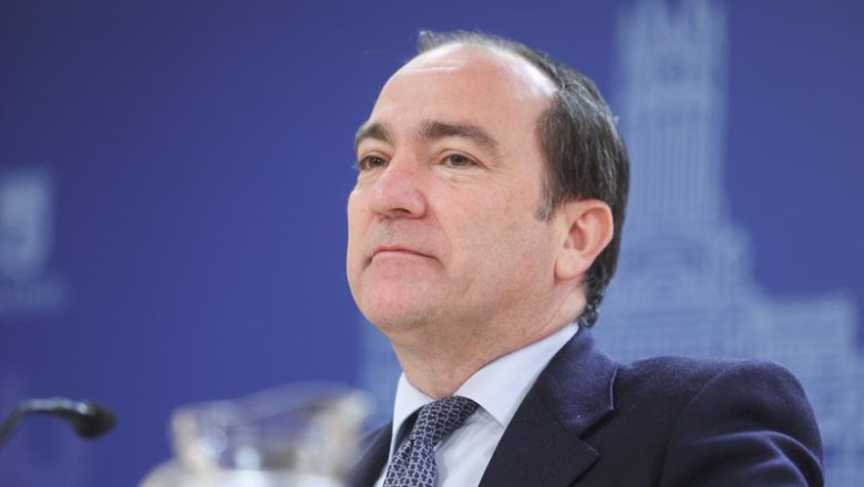 El delegado de Urbanismo, Medio Ambiente y Movilidad, Borja Carabante, durante una rueda de prensa posterior a la Junta de Gobierno, en el Palacio de Cibeles, a 4 de abril de 2024, en Madrid (España). | Ricardo Rubio - Europa Press ep el delegado de urbanismo medio ambiente y movilidad borja carabante durante una rueda de prensa