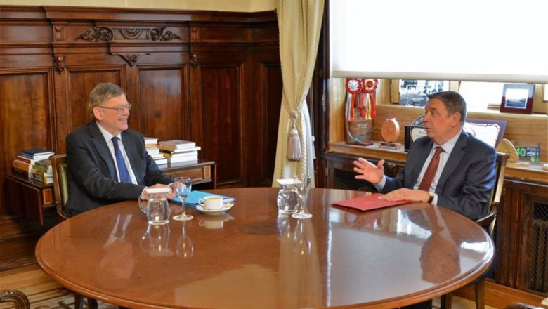 ep el ministro de agricultura pesca y alimentacion luis planas se reune con el embajador jefe de la ep el ministro de agricultura pesca y alimentacion luis planas se reune con el embajador jefe de la