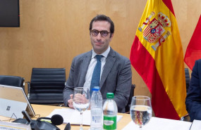 ep el ministro de economia comercio y empresa carlos cuerpo preside la reunion de la xxix comision