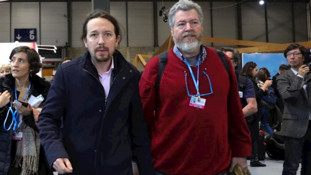 ep el secretario general de podemos pablo iglesias izq y el diputado de unidas podemos juantxo lopez