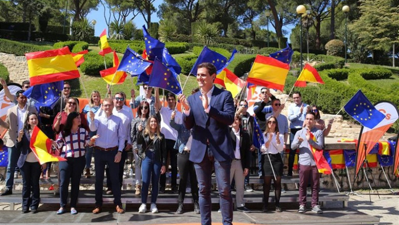 Encuentro Ciudadano en Zaragoza (Aragón) con el presidente de Ciudadanos, Albert | Fabián Simón - Europa Press ep encuentro ciudadanozaragoza aragon conpresidenteciudadanos albert