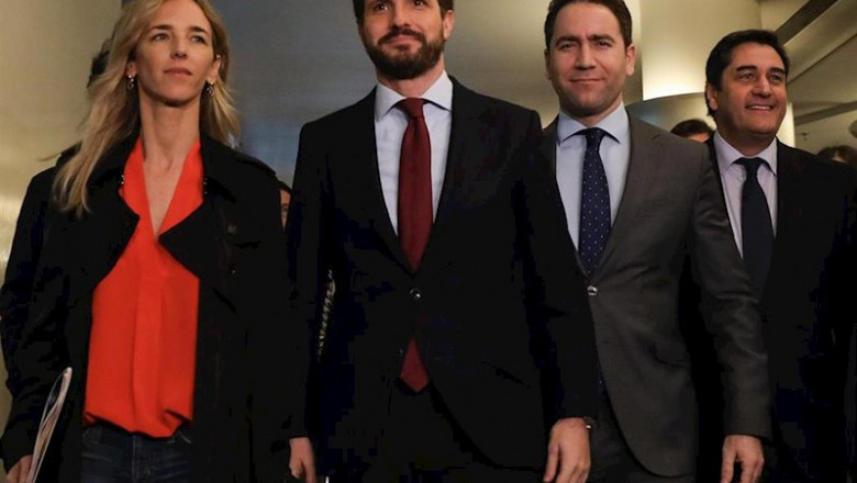 (I-D) La portavoz del Partido Popular en el Congreso de los Diputados, Cayetana Álvarez de Toledo; el presidente del PP, Pablo Casado; el secretario general del Partido Popular, Teodóro García Egea; y el diputado del PP, José Ignacio Echániz, a su llegad | Marta Fernández - Europa Press ep i-d la portavoz del partido popular en el congreso de los diputados cayetana alvarez de toledo el