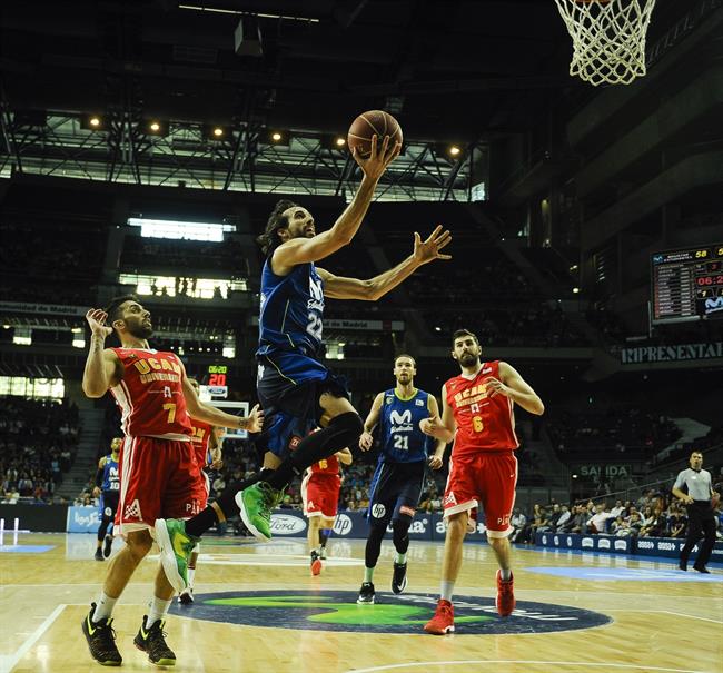 Jordi Grimau, Alec Brown y Facu Campazzo | ACB PHOTO/IGNACIO IZQUIERDO ep jordi grimau alec brownfacu campazzo